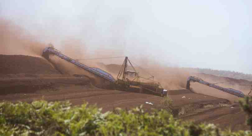 peat cutting
